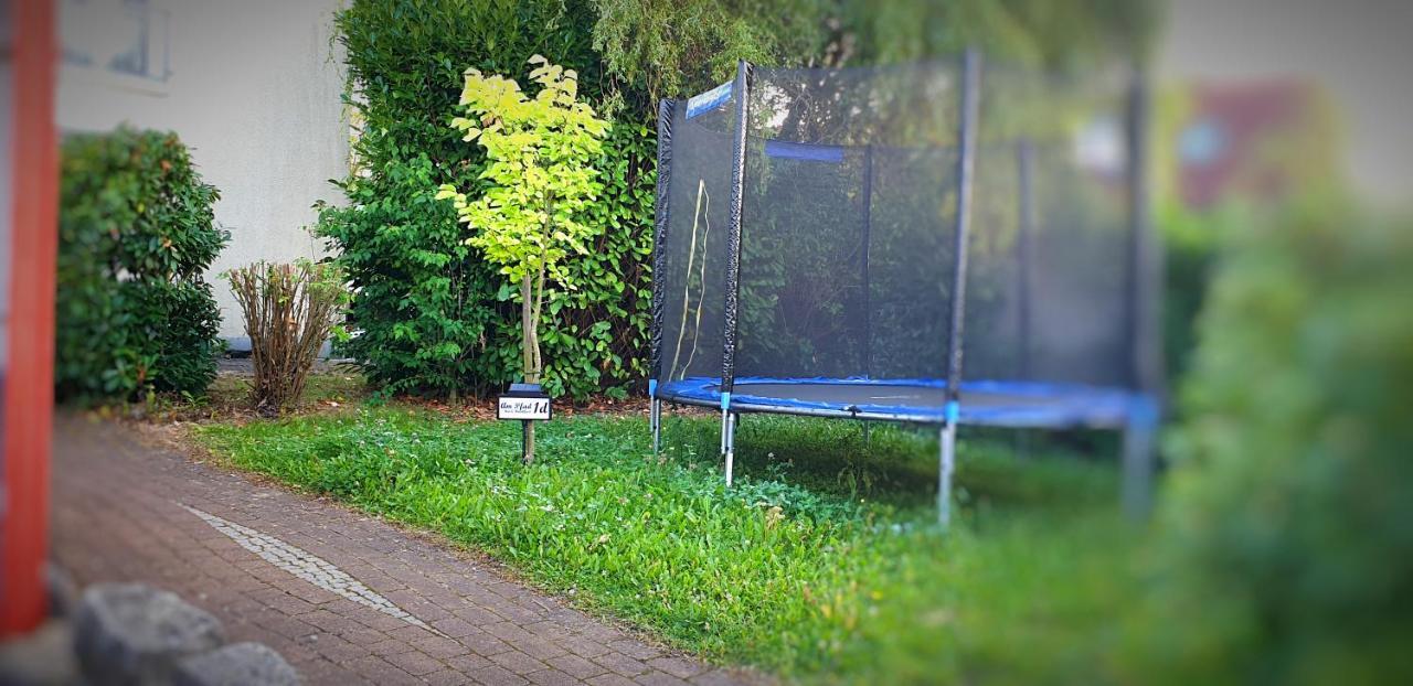 Lichtdurchflutetes Zimmer - Marienberg Waldbuttelbrunn Eksteriør bilde